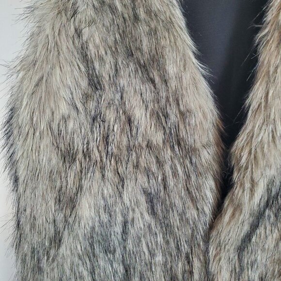 JACK By Bb Dakota XS Vest Castleton Faux Fur Sleeveless Festival Boho Retro - Picture 8 of 10